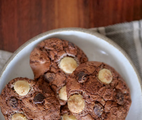 chocolate chip cookies