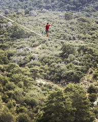 Obraz premium Walk a line in the sky.Turkish Highline Carnival in Antalya.