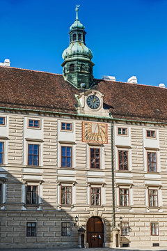 Sonnenuhrtrakt der Hofburg in Wien