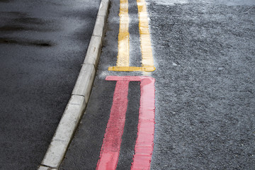 Double yellow and red lines No parking