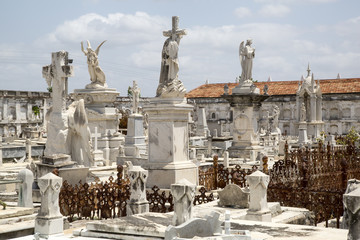 Gräber auf einem Friedhof 