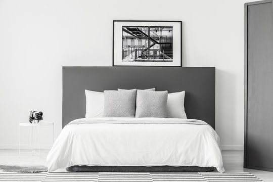 White and grey minimal bedroom