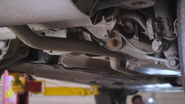 Repairing of vehicle suspension