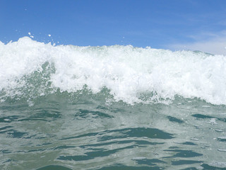 Waves of the Indian ocean