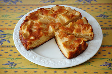 torta di mele fatta in casa