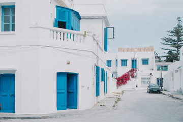 Mediterranean street in La Marsa, Tunisie