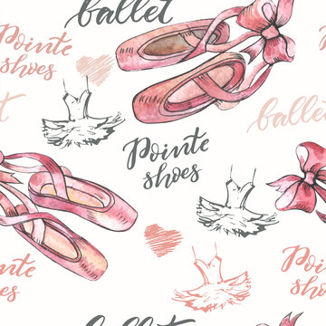 Seamless background with hand drawn  ballet pointes shoes