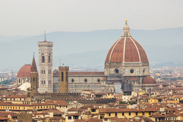 Fototapeta na wymiar panoramic view of Florence in Tuscany