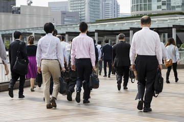 東京の通勤風景