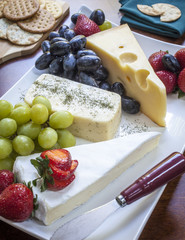Cheese Plate with fruit and crackers