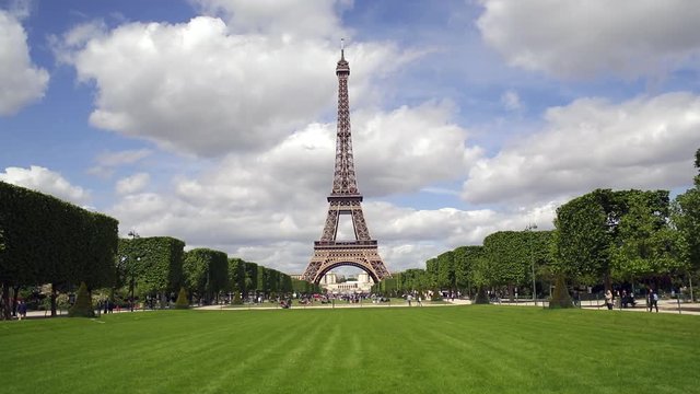 Parc du Champ de Mars, Eiffel Tower, Paris, France 