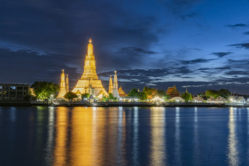 Wat Arun Temple at twilight in bangkok Thailand ..