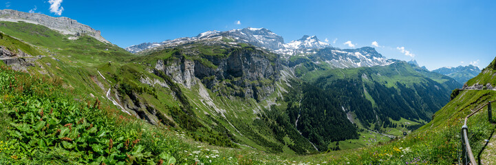 Mountain panorama at Klausenpass
