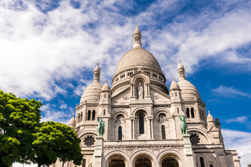 Fototapeta na wymiar Basilika Sacre-coeur Montmartre in Paris