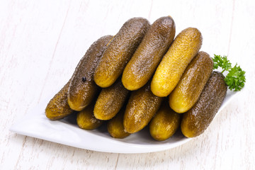 Pickled green cucumbers