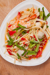 Papaya salad with shrimp (Som Tam)