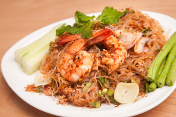 Spicy vermicelli shrimp - Thai food