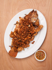 Fried fish and garlic thai style sauce - Thai food