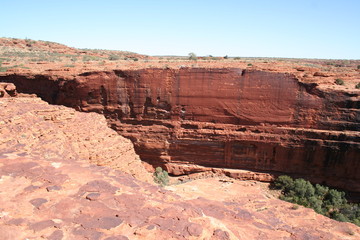 view from the upper edge of the kings canyon, watarrka national park