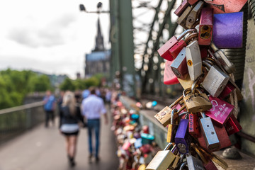Obraz premium Love Locks Bridge Kolonia
