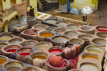 Painting the leather in Fez