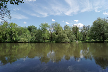 Fototapeta na wymiar Loing river banks in Seine et Marne country near Nemours city