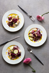 ズッキーニとトレビスのサラダ