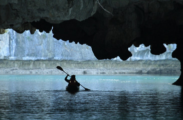 Kayaking in Halong Bay, Vietnam © bayazed