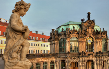 Obraz premium Sculptures at the Dresden Zwinger.