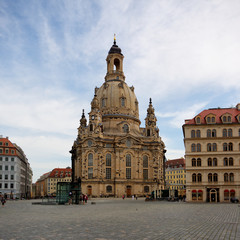 Fototapeta na wymiar City view of Dresden, Church of Our Lady.