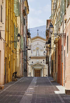 Fototapeta The Way to the Church Menton