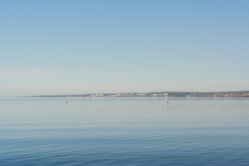 Fototapeta na wymiar Lake and horizon