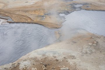 Fumarolen-Landschaft im Geothermalgebiet Námaskarð – Hverir / Nord-Island