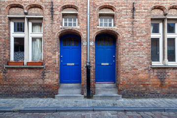 Fototapeta na wymiar Bruges Doors