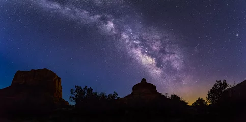 Fototapeten Arizona Milky Way - At Bell Rock and Courthouse Butte near Sedona, Arizona © Kenneth Keifer