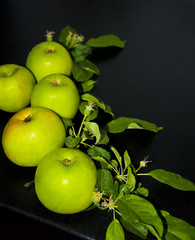 green apples on the table