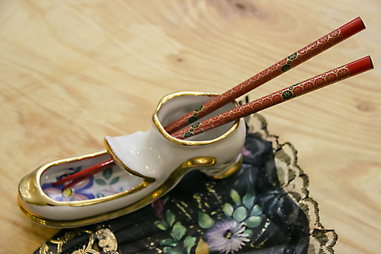 ceramic shoe types chinese sticks