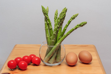Naklejka na ściany i meble Spring salad from asparagus