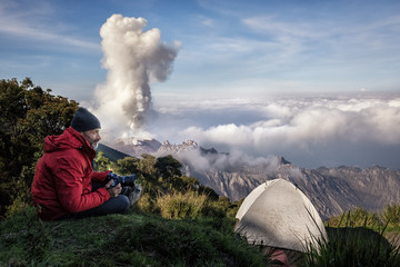 El Volcán Santiaguito visto de Santa María, Guatemala, Mayo 2018