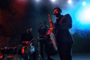 Fototapeta na wymiar Jazz band performs at the club