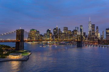 Brooklyn park, Brooklyn Bridge, Janes Carousel and Lower Manhattan skyline at night seen from...