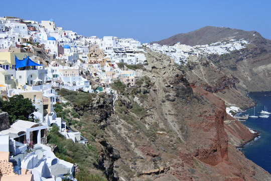 Fototapeta Oia, ein Ort am Rande des Vulkankraters