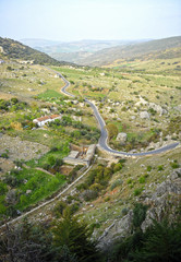 Paisaje desde el pueblo de Grazalema en la ruta de los Pueblos Blancos de la provincia de Cádiz, Andalucía, España