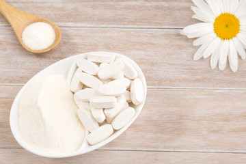 The hydrolyzed collagen mainly provides the elasticity of our skin