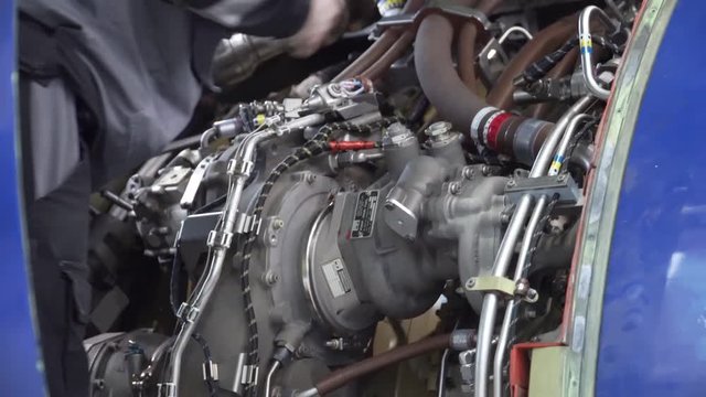 Aircraft repair 4k