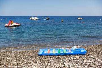 Floating relaxation at the sea