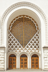 Beautiful entrance doors with patterns and carvings.