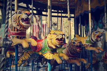 Carousel 2