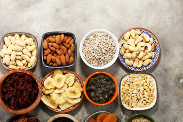 Composition with dried fruits and assorted healthy nuts