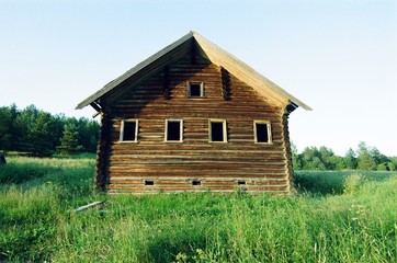 Obraz premium hous old wooden destroyed forsaken nature